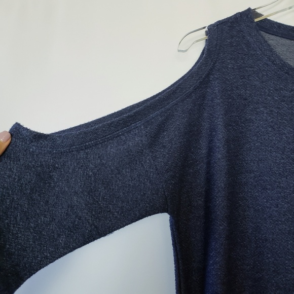 Forever 21 | Cold Shoulder Crew Neck Sweater - Picture 4 of 6